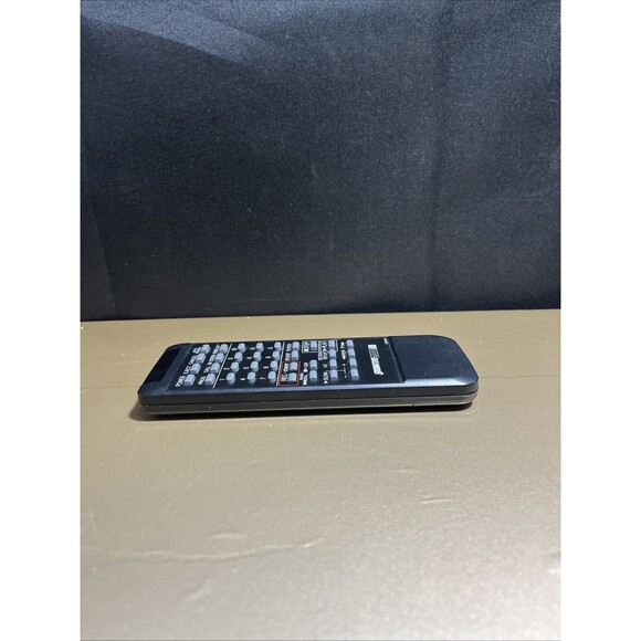 Montgomery Ward Signature 2000 VCR Remote Control G0691GE - Picture 6 of 7